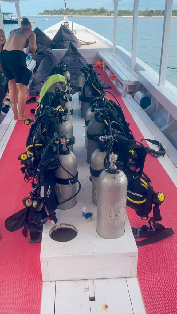 Scuba diving tanks