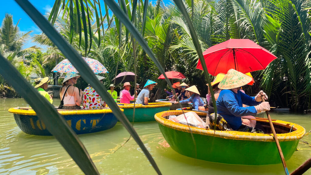 Day 9 in Hoi An boats with Feel Free Travel
